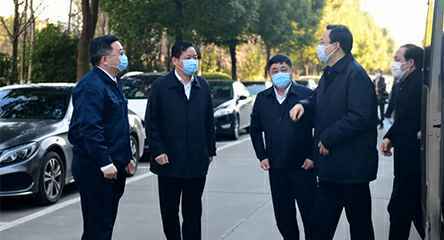 省委常委、苏州市委书记蓝绍敏来到泉州博宇磨具制造有限公司调研